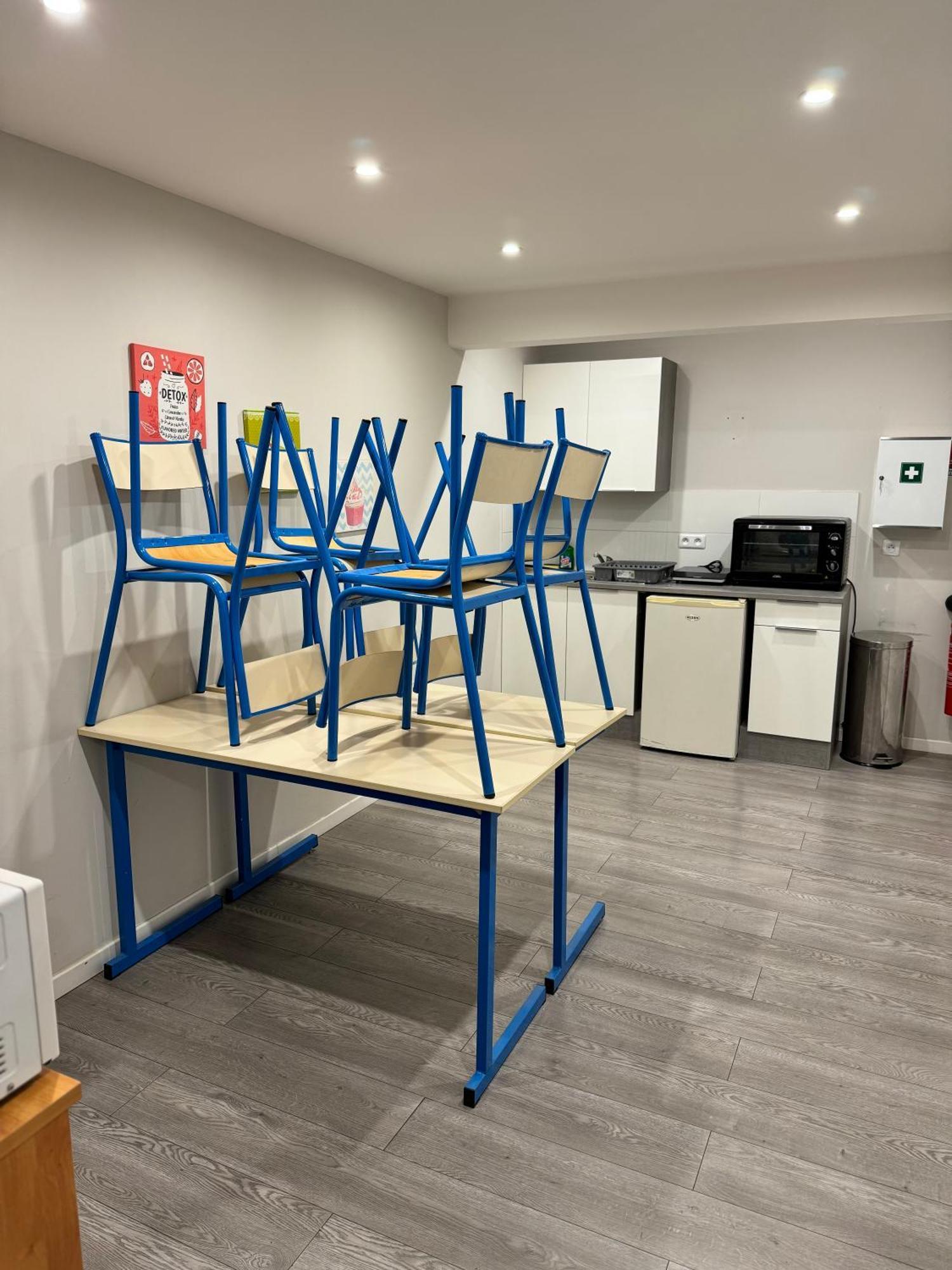 Worldroom Chambre Privee Avec Espace Commun Perpignan Phòng bức ảnh