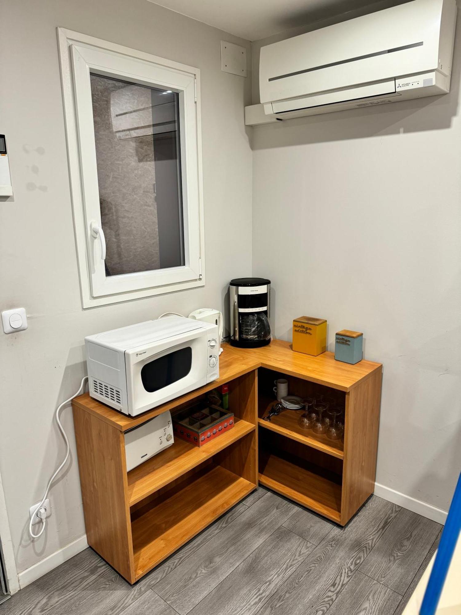 Worldroom Chambre Privee Avec Espace Commun Perpignan Phòng bức ảnh