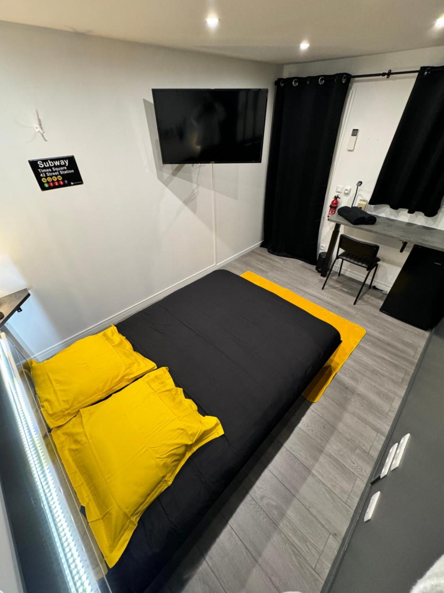 Worldroom Chambre Privee Avec Espace Commun Perpignan Ngoại thất bức ảnh