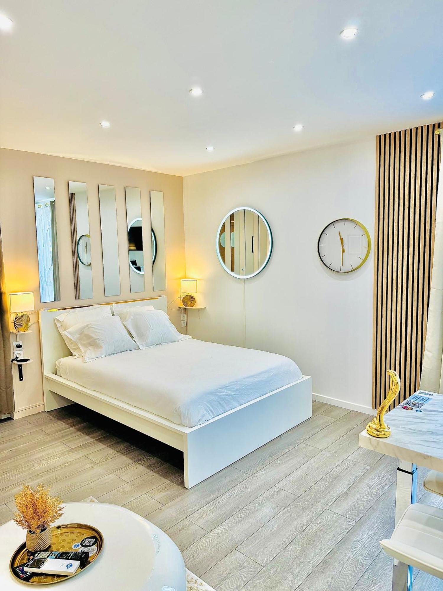 Worldroom Chambre Privee Avec Espace Commun Perpignan Ngoại thất bức ảnh